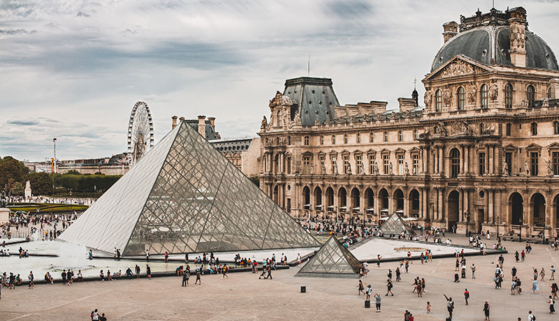 Louvre-museum